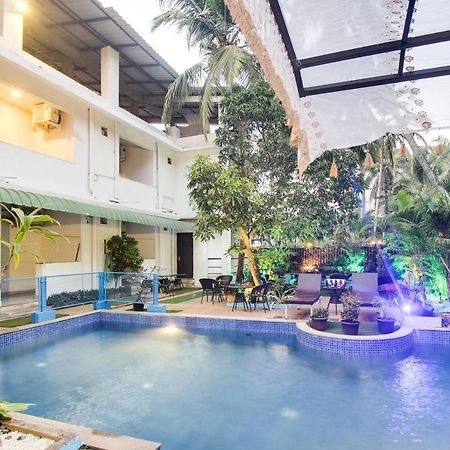 Candolim Sands Hotell Eksteriør bilde