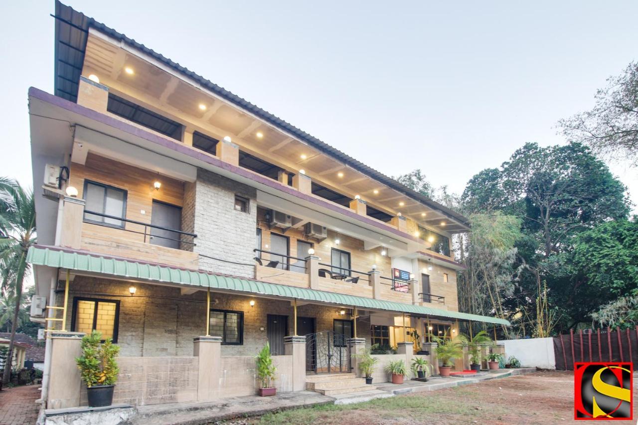 Candolim Sands Hotell Eksteriør bilde