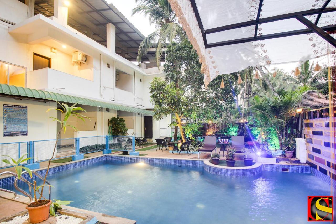 Candolim Sands Hotell Eksteriør bilde