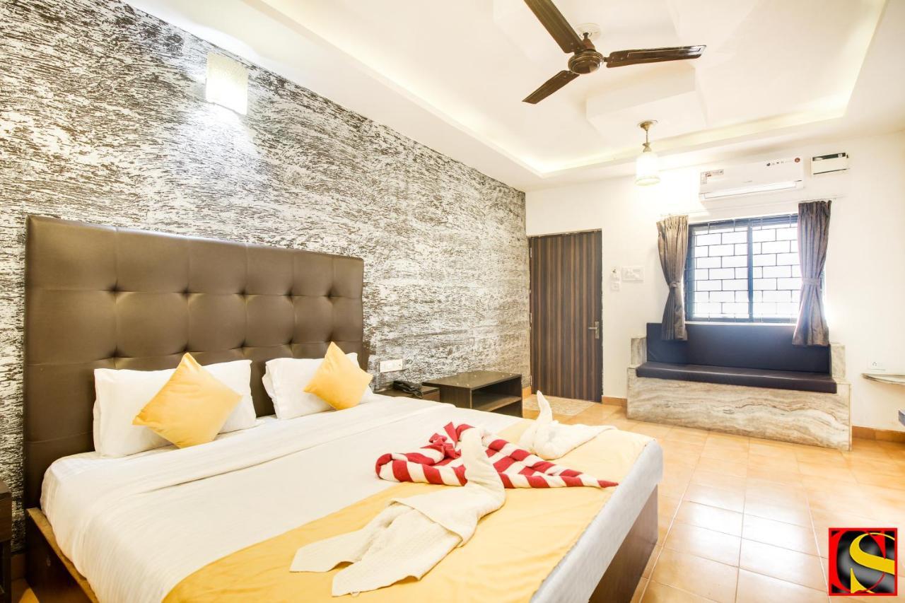 Candolim Sands Hotell Eksteriør bilde
