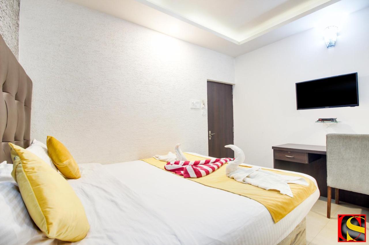 Candolim Sands Hotell Eksteriør bilde