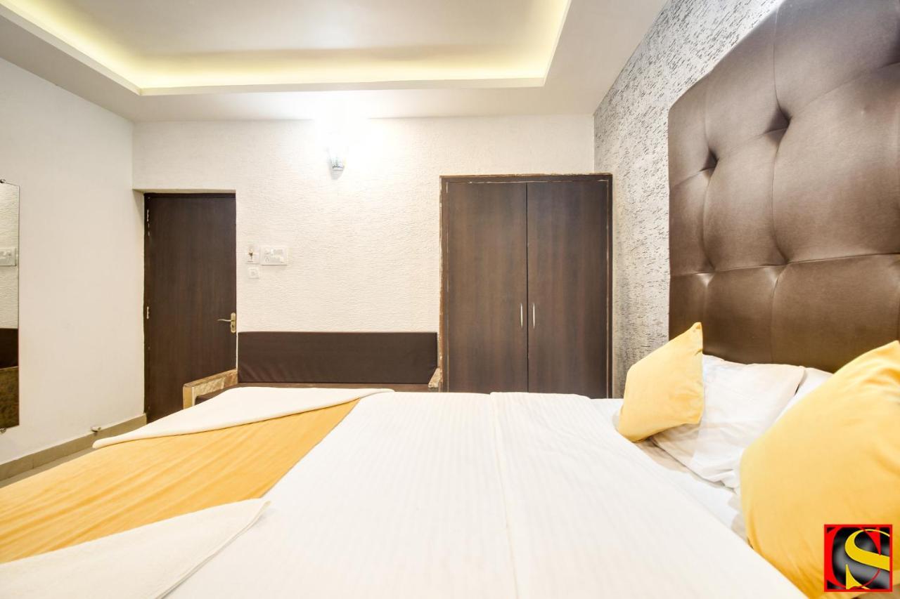 Candolim Sands Hotell Eksteriør bilde