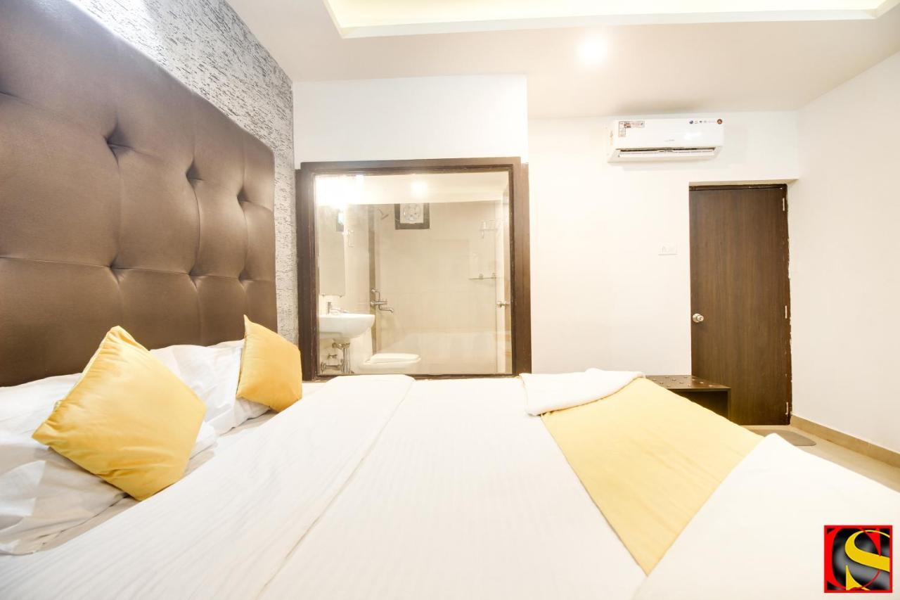 Candolim Sands Hotell Eksteriør bilde