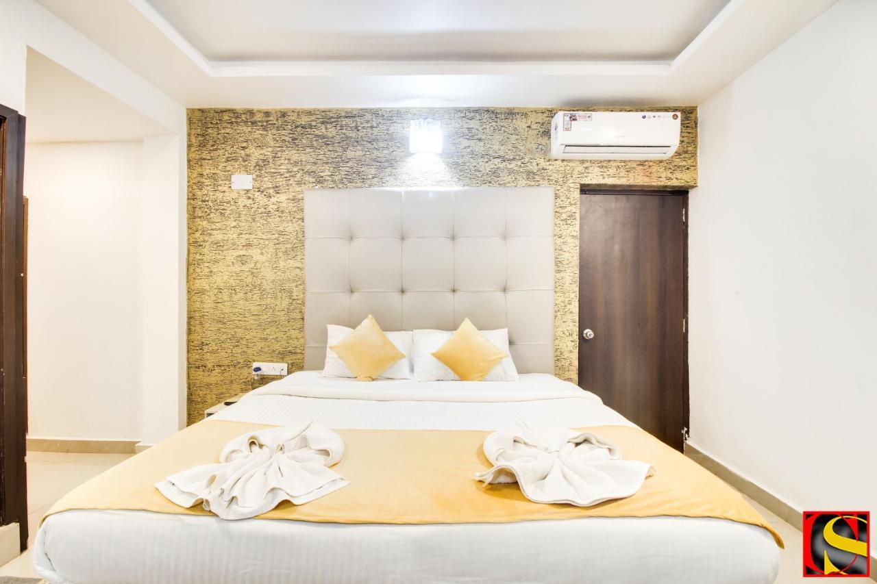 Candolim Sands Hotell Eksteriør bilde