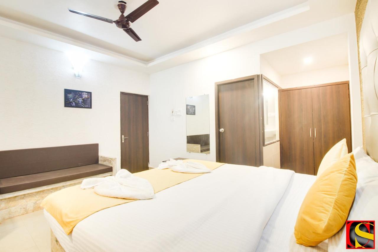 Candolim Sands Hotell Eksteriør bilde